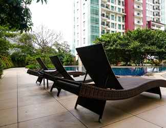 Bangunan 2 Elegant and Comfort 2BR at Woodland Park Residence Apartment By Travelio