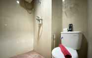 In-room Bathroom 6 Private Studio Room Apartment at Taman Melati Jatinangor By Travelio