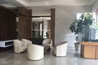 Lobby Cozy 2BR Apartment at Pinewood Jatinangor By Travelio
