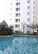 SWIMMING_POOL Enjoy and Nice Studio at Great Western Apartment By Travelio