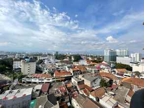 Nearby View and Attractions 4 Spacious and Strategic 2BR at Apartment Braga City Walk By Travelio