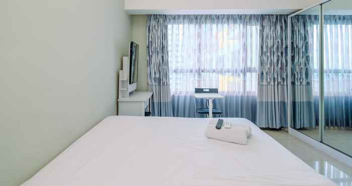 พื้นที่สาธารณะ Comfy and Nice Studio at Springlake Summarecon Apartment By Travelio