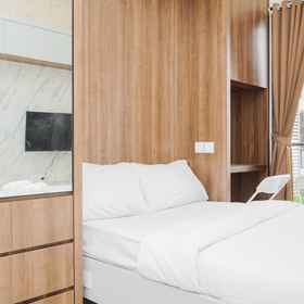 Bedroom 1 Sky House BSD 아파트 By Travelio의 미니멀하고 아늑한 스튜디오 룸, 더 브리즈 BSD 시티 호텔