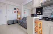 Ruang untuk Umum 4 Warm and Comfort 2BR at Bassura City Apartment By Travelio