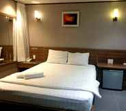 Bedroom 5 Cloud9 Premium Hotel Quang Trung