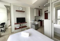 Common Space 5 Cozy Studio at Taman Melati Jatinangor Apartment by Travelio