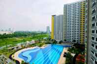 Lobby Spacious and Comfy 2BR at Springlake Summarecon Apartment Bekasi By Travelio