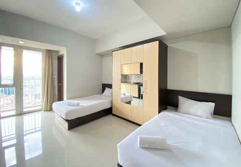 Bedroom Spacious and Private Studio Room at Skyland City Jatinangor By Travelio