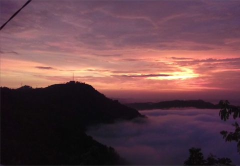 Tempat Tarikan Berdekatan Camping Ground Watu Amben