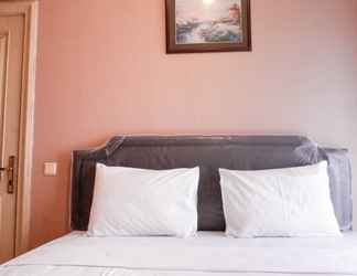 Kamar Tidur 2 Serene and Spacious 1BR Apartment at Taman Beverly By Travelio