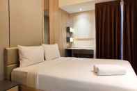 Bedroom Comfy Studio at Apartment Vida View Makassar By Travelio