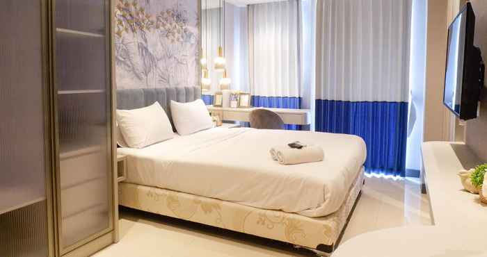 Bilik Tidur Spacious and Grand Luxurious Studio at Benson Supermall Mansion Apartment By Travelio