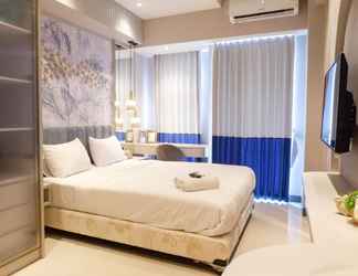 Kamar Tidur 2 Spacious and Grand Luxurious Studio at Benson Supermall Mansion Apartment By Travelio