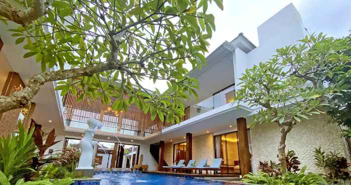 Luar Bangunan Green Luxury Villa Jimbaran