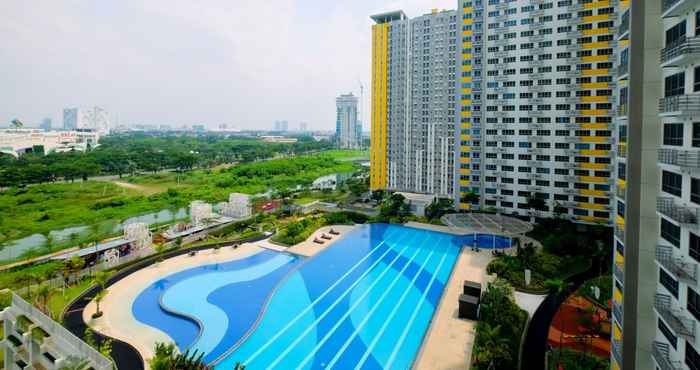 Lobi Modern 2BR at Apartment Springlake Summarecon Bekasi By Travelio