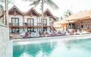 Exterior 3 Mad Monkey Gili Trawangan