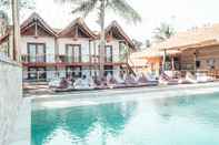 Exterior Mad Monkey Gili Trawangan