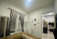 Bedroom 3 Batu Family Villa Homestay