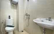 In-room Bathroom 5 Cozy Studio at Gateway Pasteur Bandung Apartment By Travelio