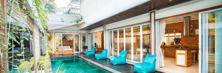 Lobby Villa Anaka Seminyak 