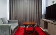 พื้นที่สาธารณะ 5 Best Price 2BR with Pool View at Apartment Taman Melati Surabaya By Travelio