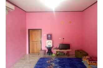 Phòng ngủ 4 Homestay Rindu Alam Sawarna