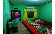 Kamar Tidur 5 Penginapan Amira Sawarna