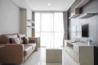 Common Space Comfy and Stunning 1BR at Ciputra World 2 Apartment By Travelio