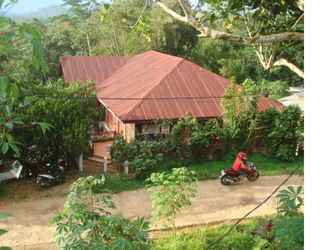 Exterior 2 Se'Pon Homestay