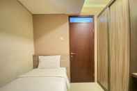 Toilet Kamar Modern and Spacious 2BR at Gateway Pasteur Apartment By Travelio