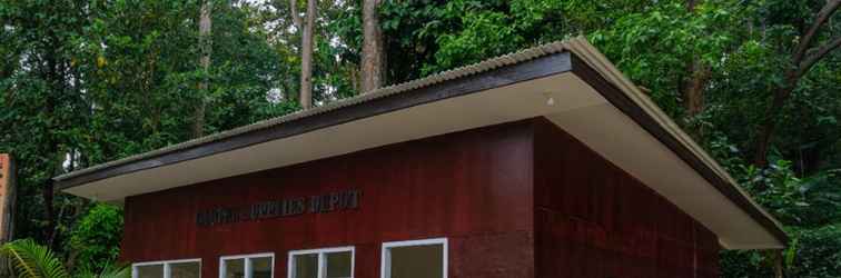 Lobi Sari Ater Cabins & Beach Campervan Park