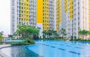 Swimming Pool 2 Apartemen The Springlake Summarecon by Cheapinn