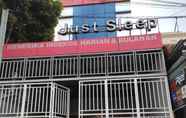 Bangunan 7 Just Sleep Guest House