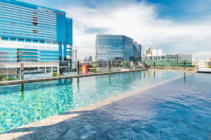 SWIMMING_POOL Seekers Finders Rama IV Hotel, SureStay Collection by Best Western 