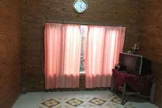 Kamar Tidur 4 Lemah Tulis Homestay