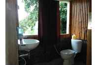 Toilet Kamar Ruraraya Homestay