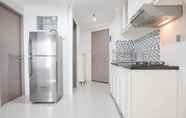 Common Space 7 Comfort 2BR Apartment at Green Central City Glodok By Travelio