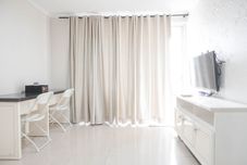 公共空間 Comfort 2BR Apartment at Green Central City Glodok By Travelio