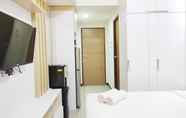 Bilik Tidur 3 Tranquil Studio at Apartment Vida View Makassar By Travelio