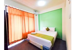 寝室 2 Simple Studio Room at AWS Apartment by Arka