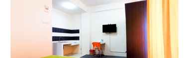 Kamar Tidur 2 Relax & Cozy Room at AWS Apartment by Rainbow