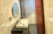 Toilet Kamar 6 Petro Inn Takengon