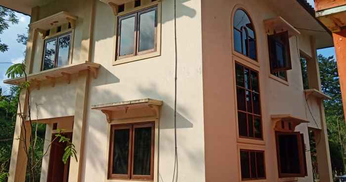 Luar Bangunan Villa Benny - Three Bedrooms