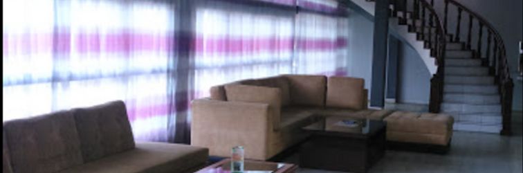 ロビー Mahkota Hotel Lembang