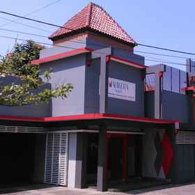 Exterior / Building 1 Mahkota Hotel Lembang, Hotel Polsek Cisarua