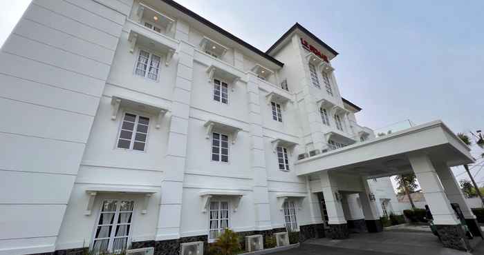 Bangunan LE SEMAR HOTEL KARAWACI