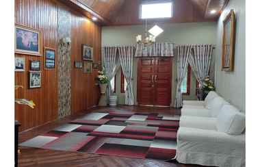 Lobby 2 Homestay Buk Neng