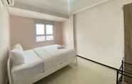 Bedroom 2 Comfort 2BR Apartment at Gateway Pasteur near Pasteur Exit Toll By Travelio