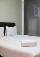 BEDROOM Cozy Studio at Apartment Mangga Dua By Travelio