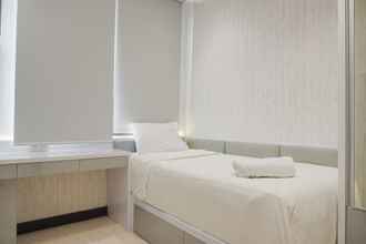 Kamar Tidur 4 Elegant and Comfort 2BR at Permata Hijau Suites Apartment By Travelio